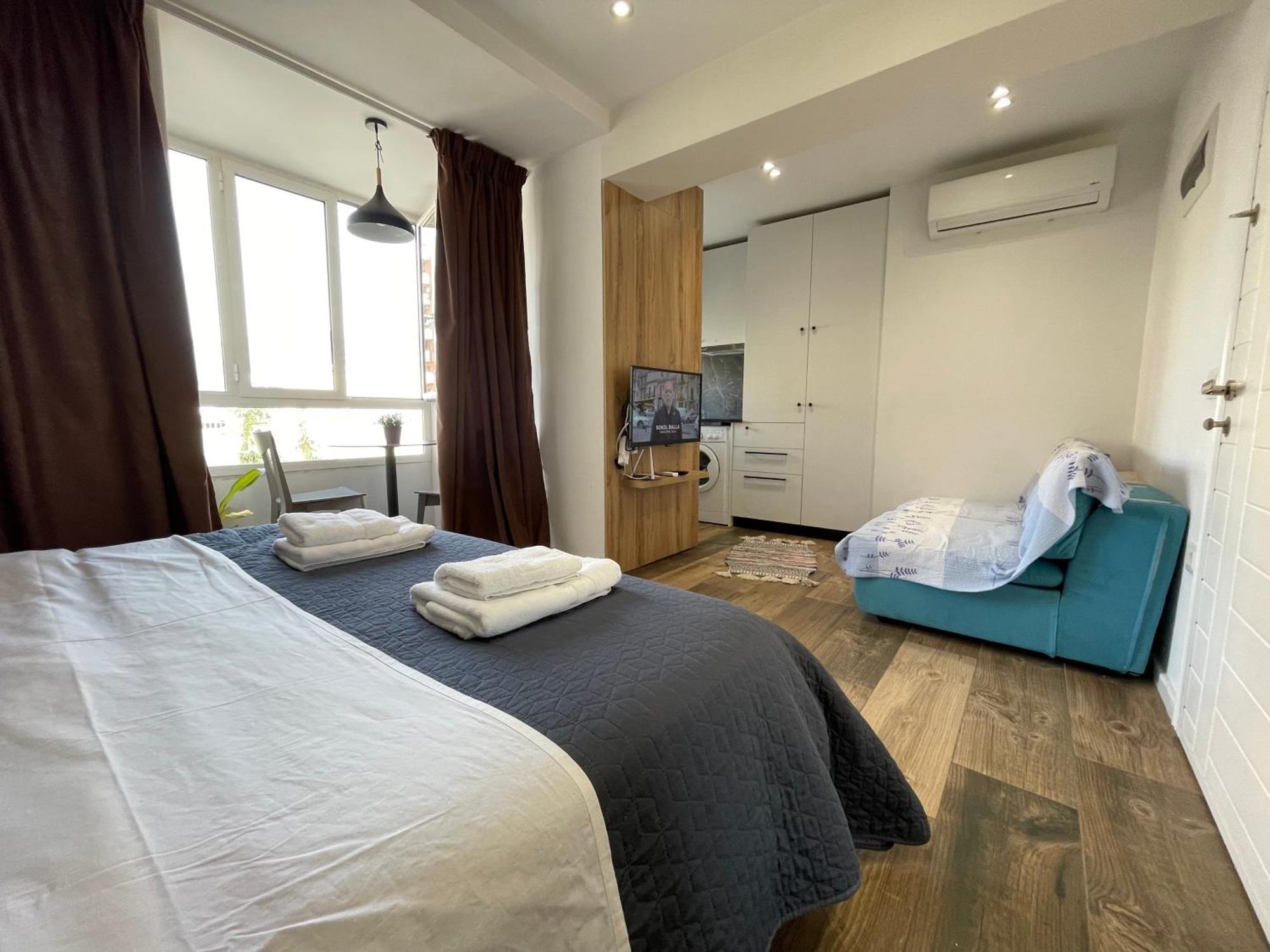 Boutique Central Studio Apartments Tirana Exterior photo